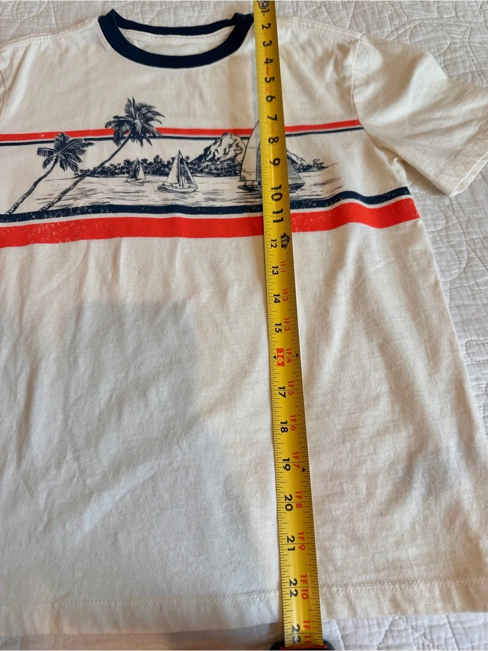 Old Navy Vintage-Inspired Sailboat Tee in Cream with Navy & Red Hawaiian, L Kids